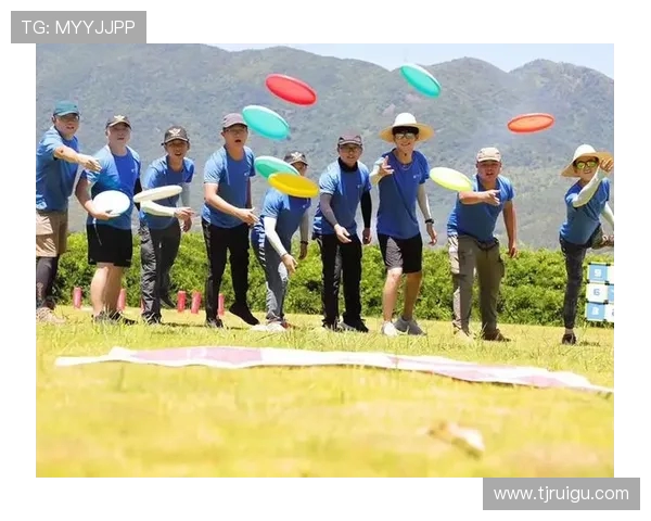 杭州飞盘队与重庆飞盘队赛后复盘分析团队配合与战术执行的关键要素